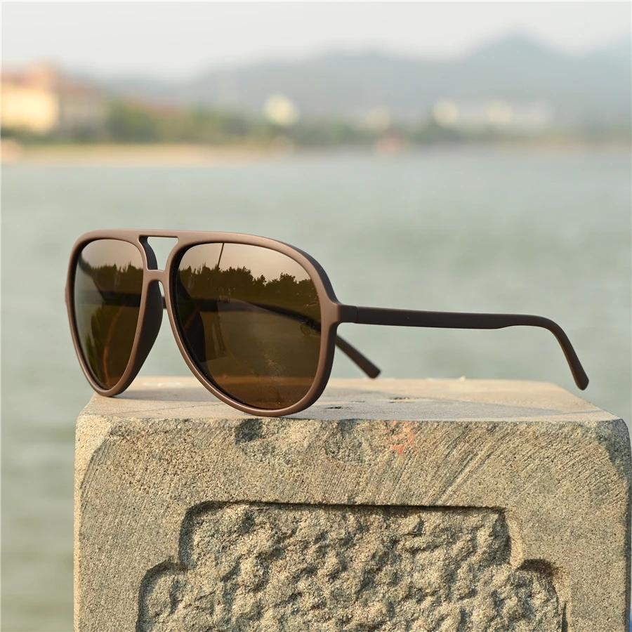 แว่นกันแดดทันสมัยพร้อมระบบโพลาไรซ์และป้องกันรังสี UV400